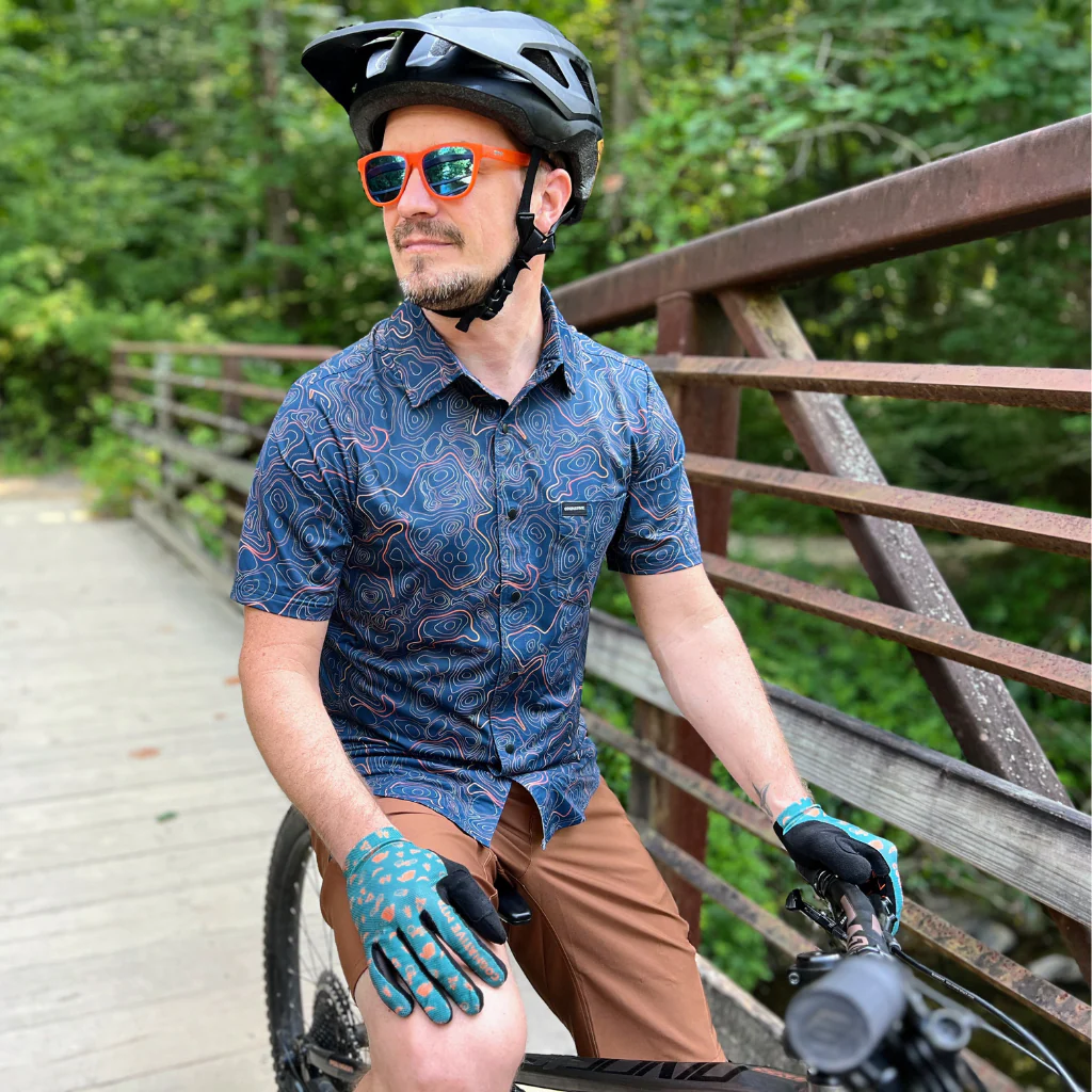 Men's Short Sleeve Catalyst Mountain Bike Button-Down Shirt - Image 3