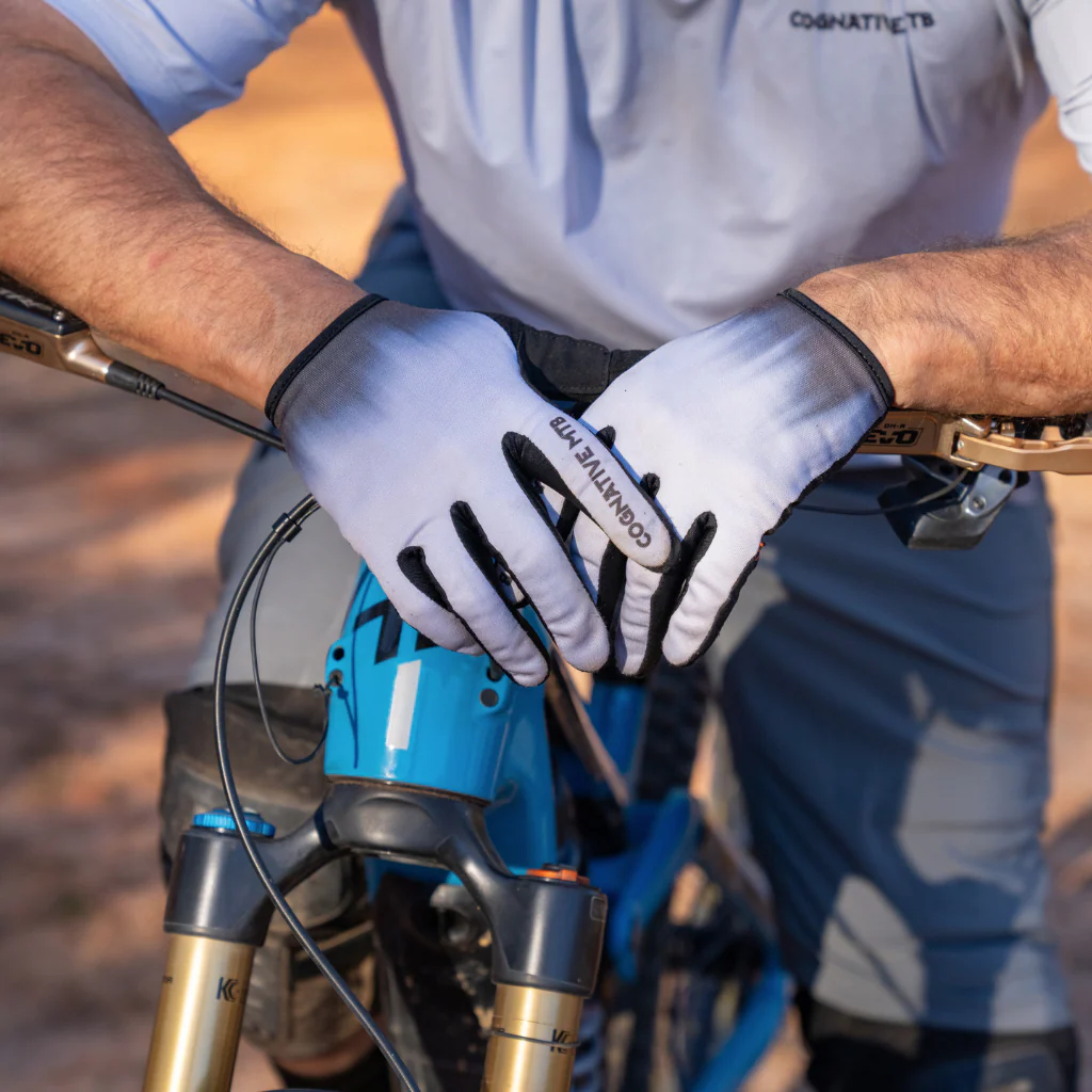 Tech 2.0 MTB Glove (Echo) - Image 3