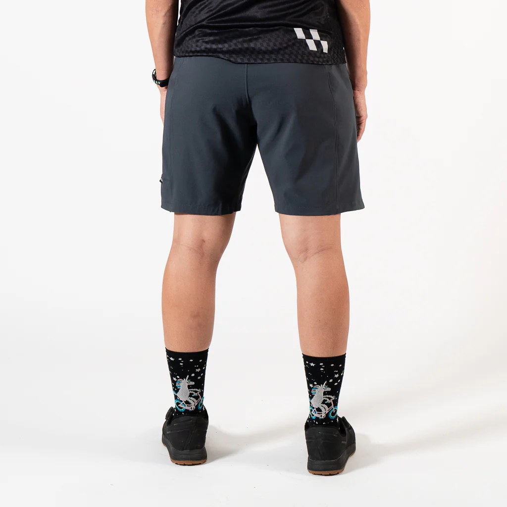 Women's 8" Inseam Guide Trail MTB Shorts - Image 8